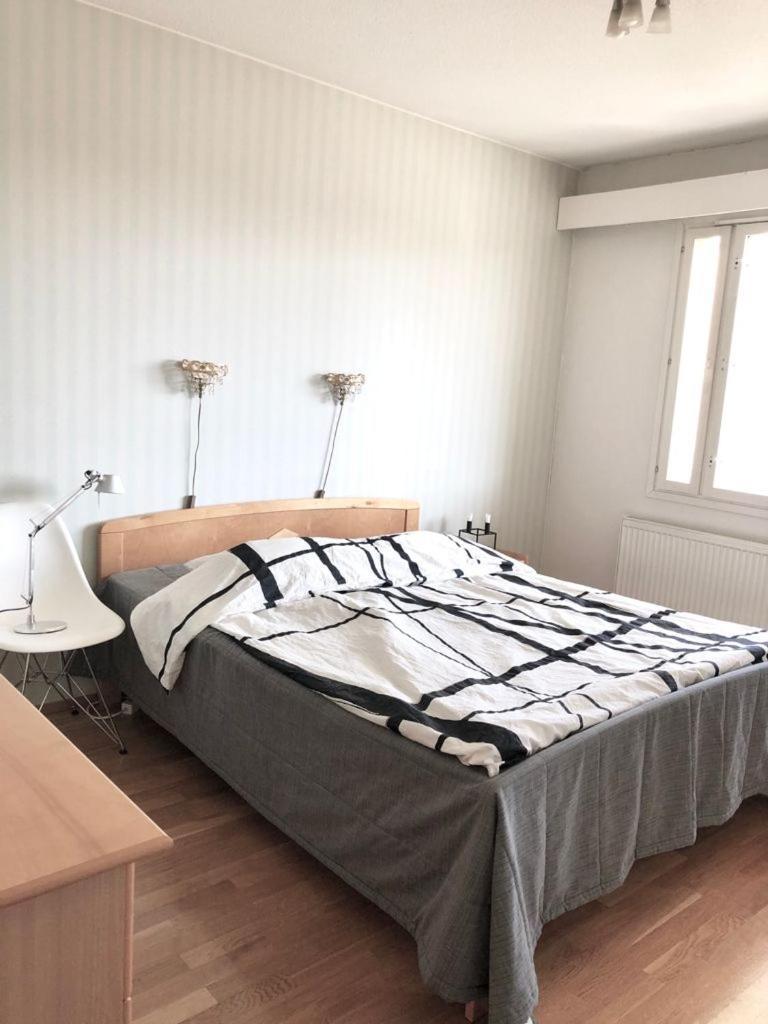 Lomarinne2a6 Apartamento *
